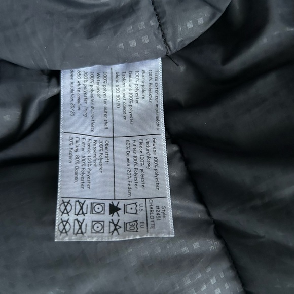 Quartz Nature (Quartz Co.) Women’s Winter Coat - Picture 3 of 7